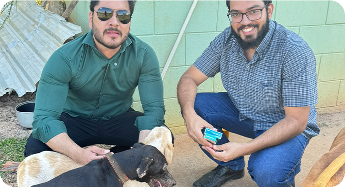 Wender em atendimento a animal